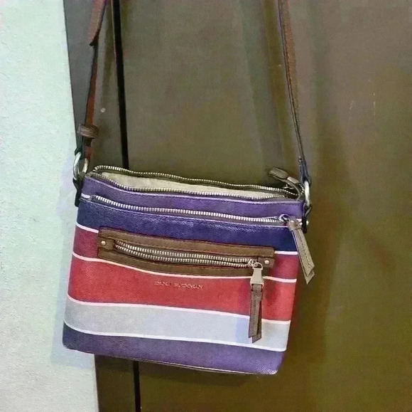 Dana Buchman Purse & envelope wallet.  Purple striped. - Picture 9 of 16